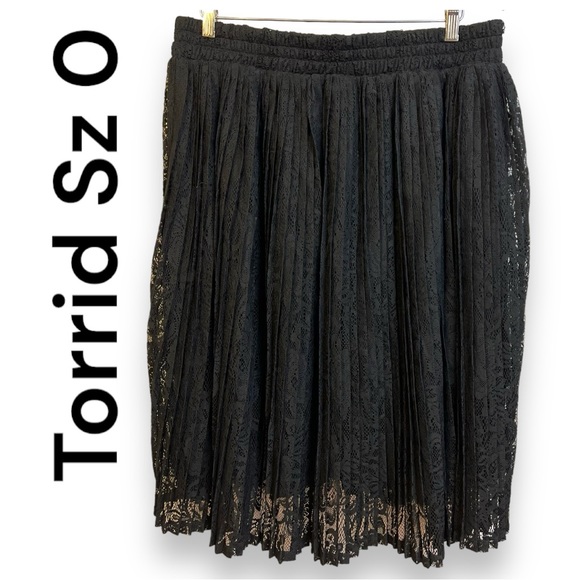 Torrid | Pleated Black Lace Dress Skirt - Picture 1 of 11